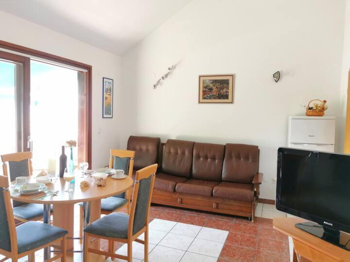 Apartment Biljana 波尔 外观 照片